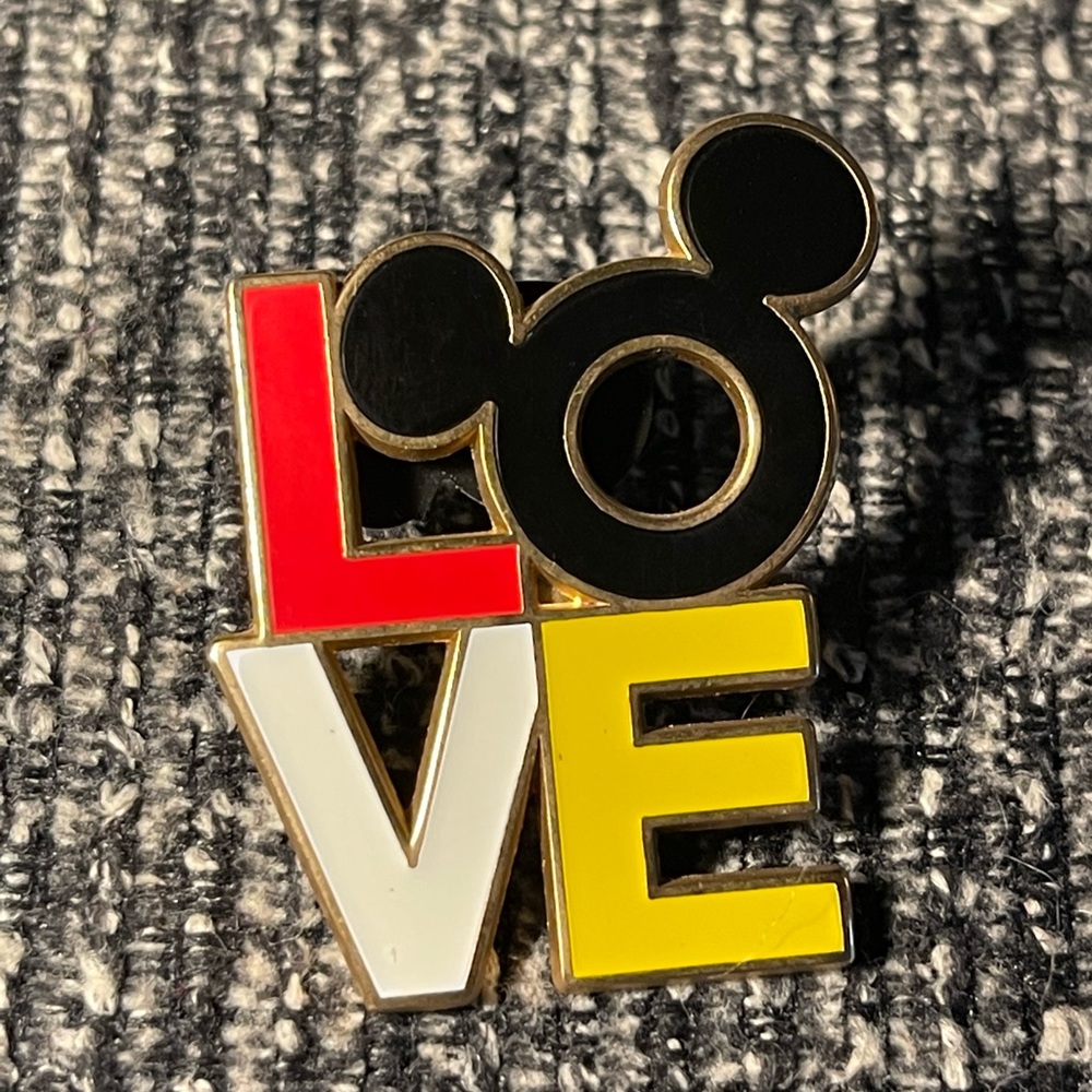 Disney "LOVE" pin with Mickey Ears Red Black White Yellow 2007